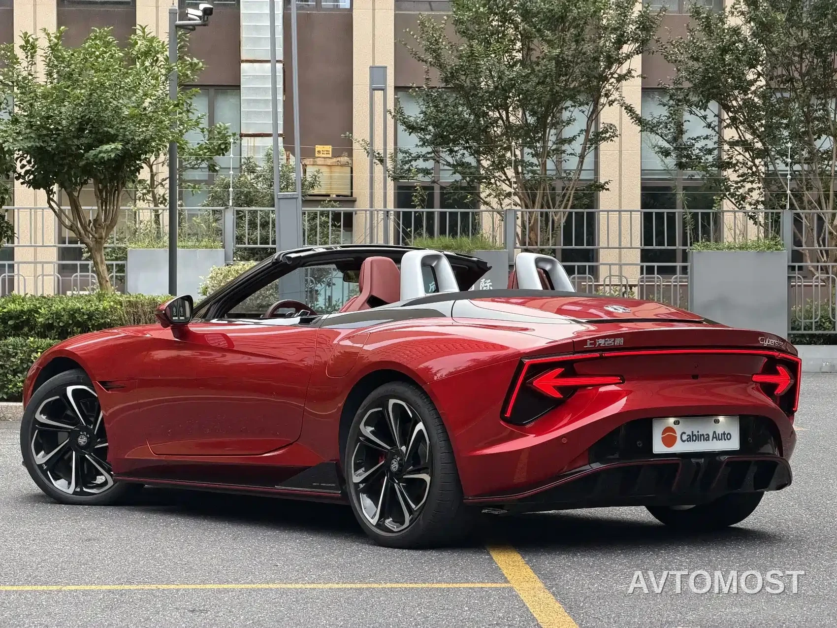 MG Cyberster 2024 520km Legendary AWD Version — фото 4