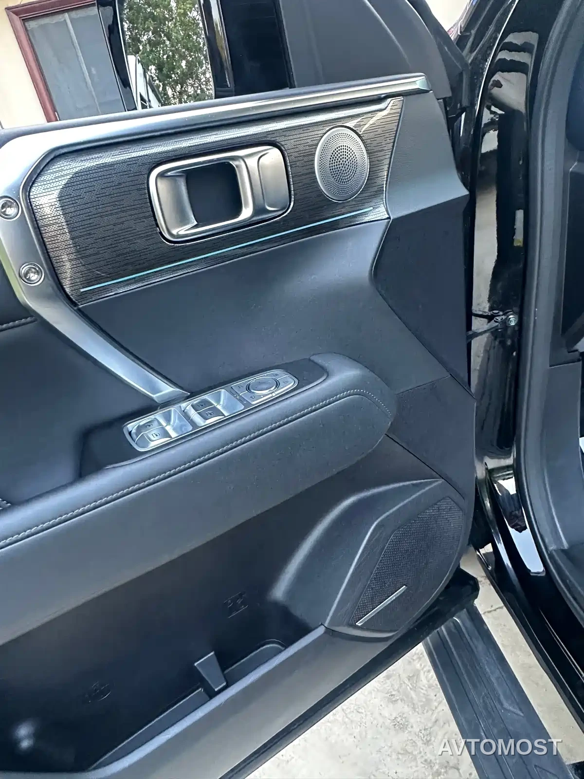 Tank 400 New Energy 2024 Hi4-T Off-Road Edition — фото 10