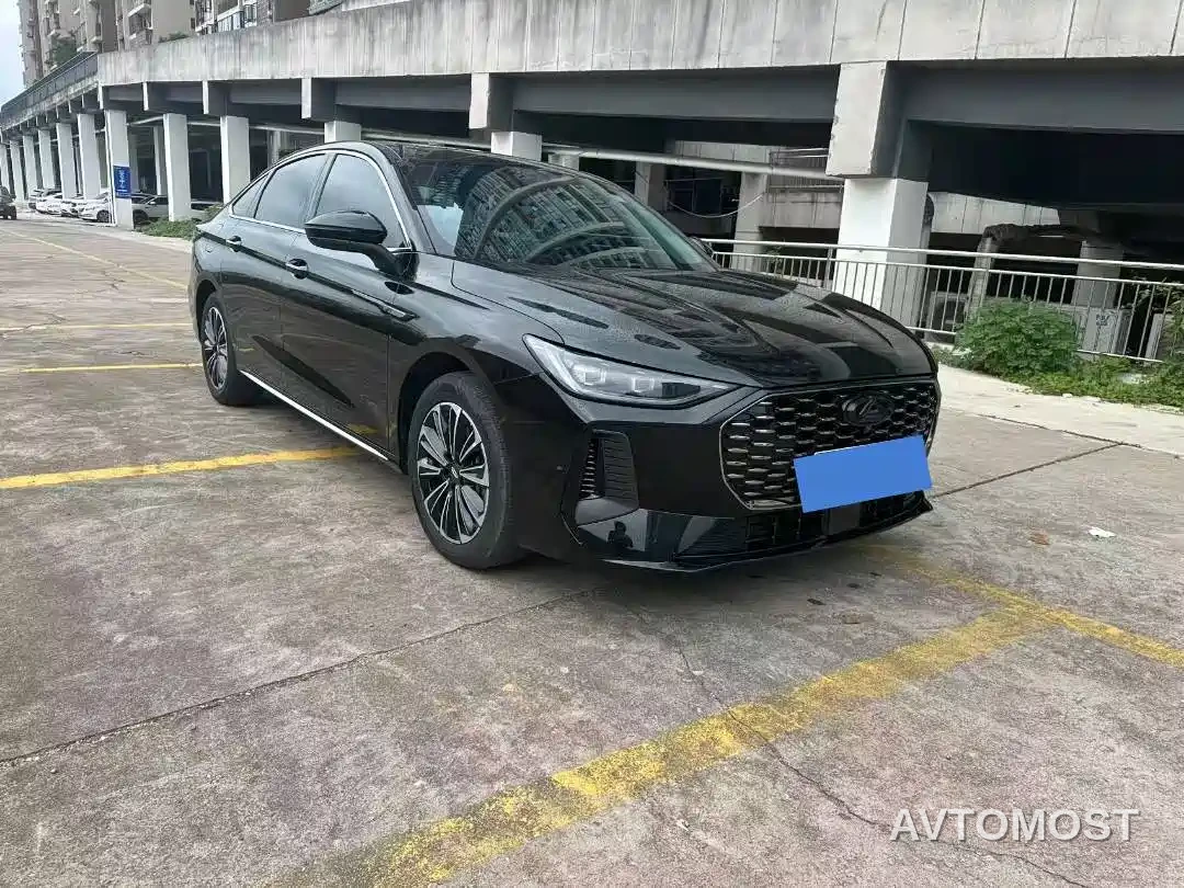 Chery Fengyun A8L 2025 1.5TGDI 145km Standard Type — фото 2