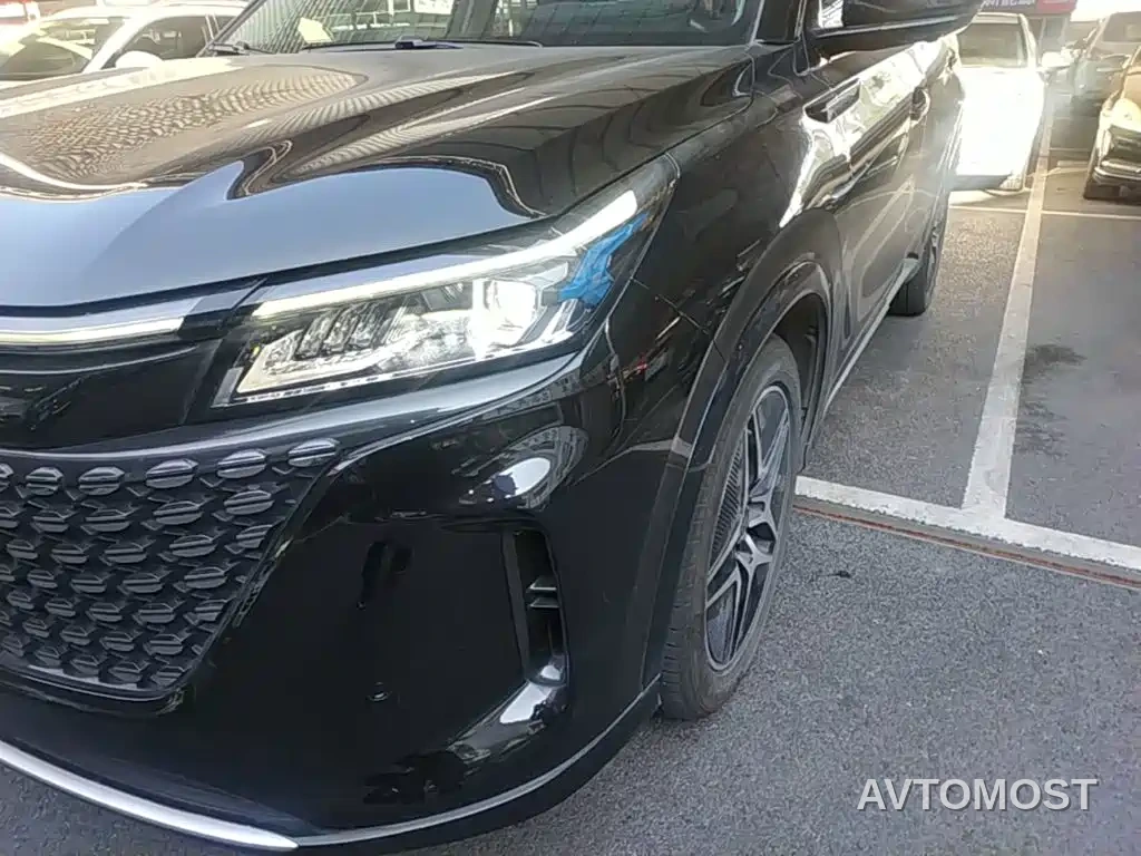Landian E5 2023 1.5L DE-i 110KM Flagship 5-seater — фото 23