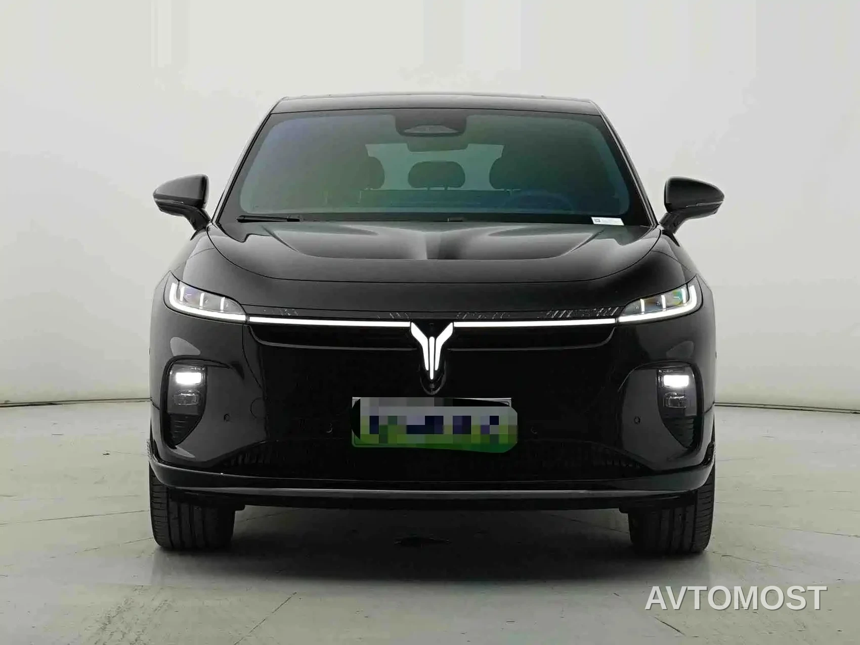 Voyah Zhiyin 2024 Long Range Super Charging Edition — фото 3