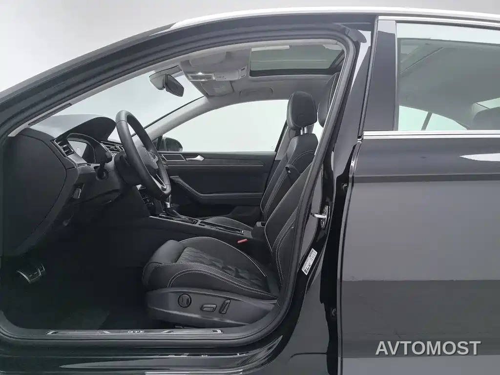 Volkswagen Magotan GTE Plug-in Hybrid 2022 GTE Luxury — фото 9