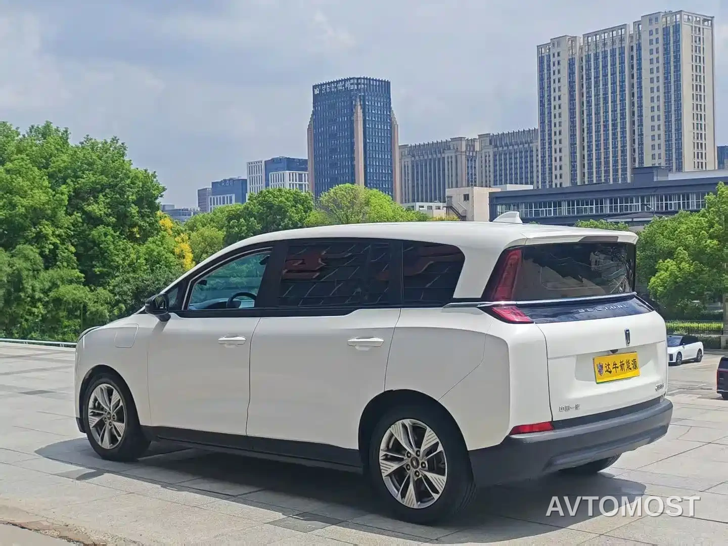 Besturn Bestune NAT 2021 Ride-hailing Edition — фото 5