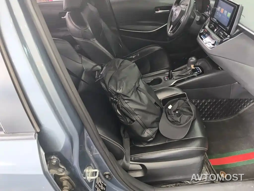 Toyota Corolla 2022 Hybrid 1.8L E-CVT Pioneer Edition — фото 14