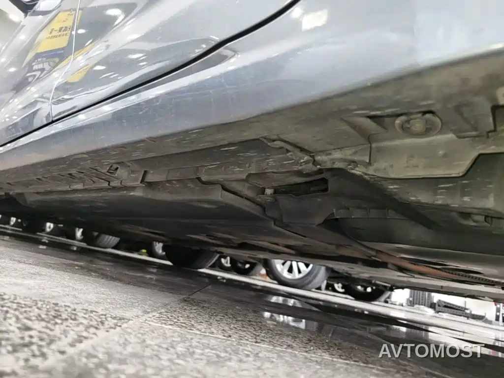 Toyota Corolla 2022 Hybrid 1.8L E-CVT Pioneer Edition — фото 15