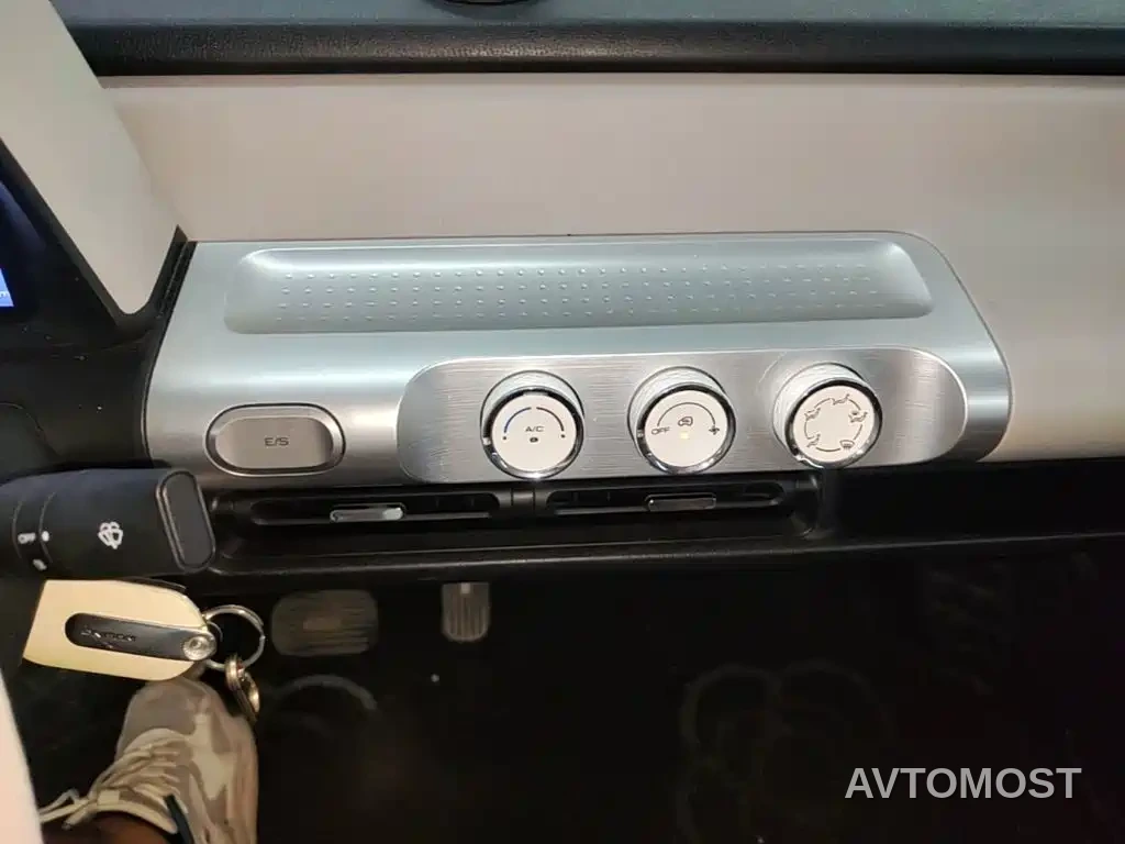 Wuling Air ev 2023 Model 4-Seater Standard Edition — фото 13