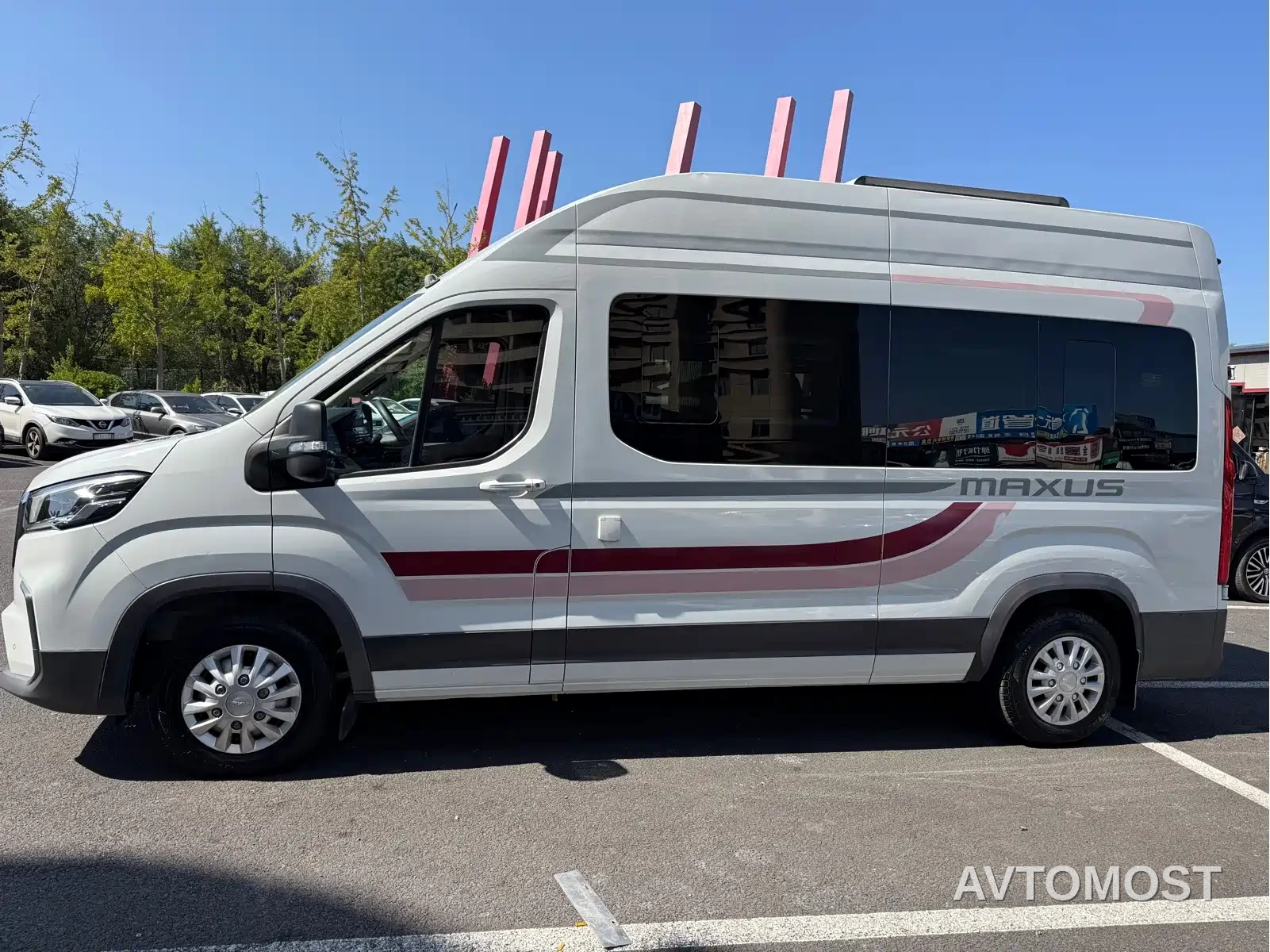 SAIC Maxus V90 RV 2021 2.0T Traveler V90 Self-contained Type B RV Flagship Version — фото 3