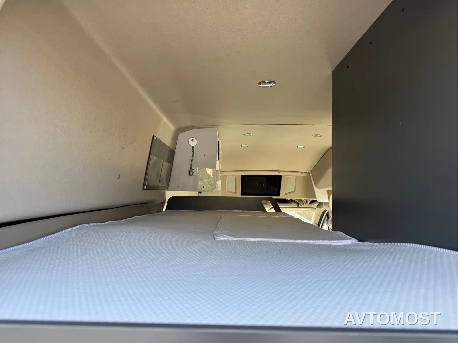 SAIC Maxus V90 RV 2021 2.0T Traveler V90 Self-contained Type B RV Flagship Version — фото 33