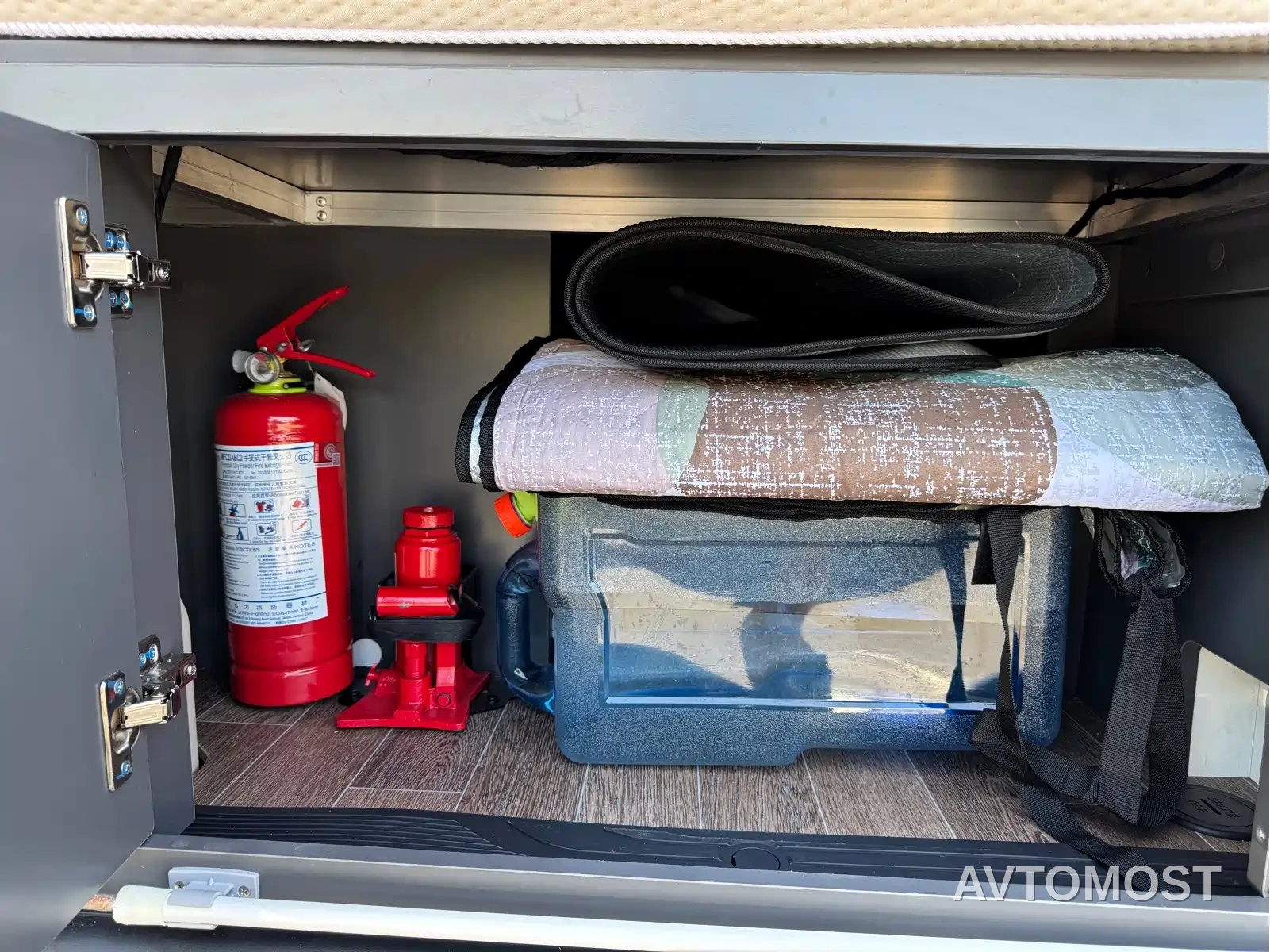SAIC Maxus V90 RV 2021 2.0T Traveler V90 Self-contained Type B RV Flagship Version — фото 34