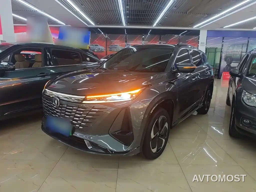 Changan CS75 PLUS iDD 2023 Smart Electric iDD Intelligent Leader Model — фото 2