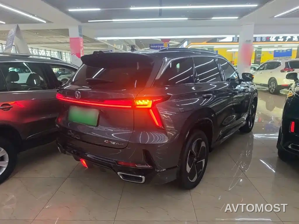 Changan CS75 PLUS iDD 2023 Smart Electric iDD Intelligent Leader Model — фото 6