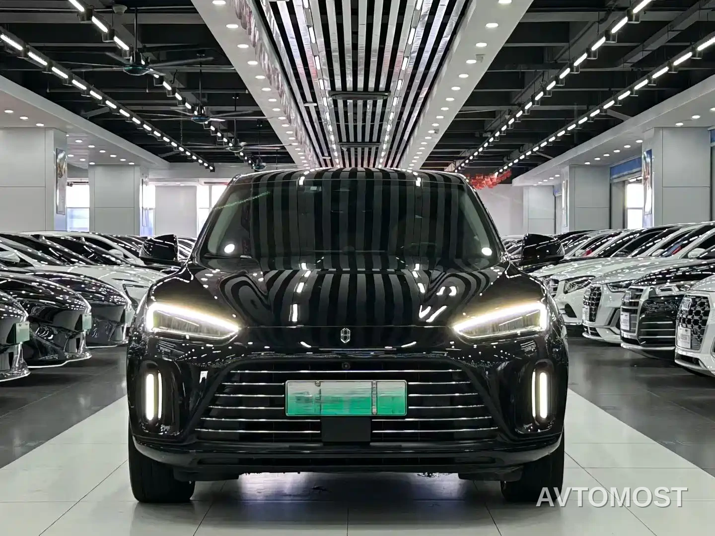 AITO M5 2022 Extended Range RWD Standard — фото 1