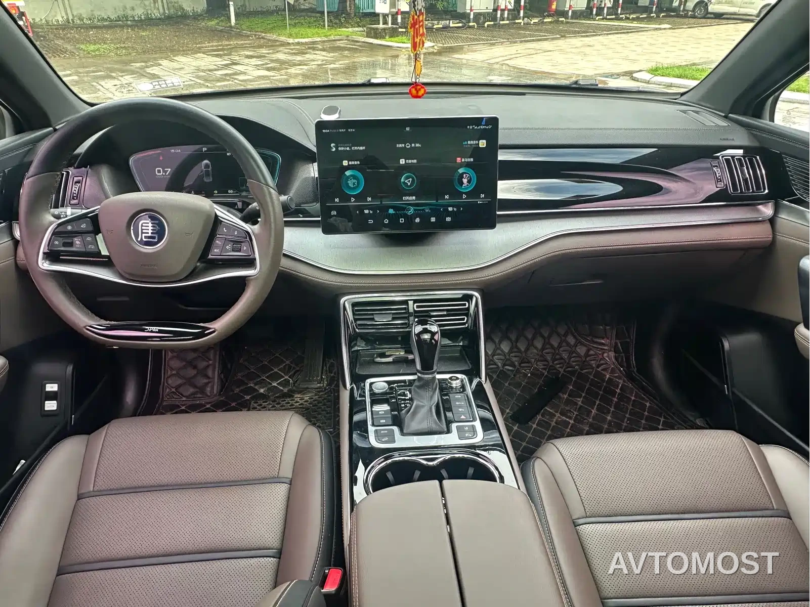 BYD Tang 2019 2.0T Automatic Smart Connect Glory 7-seater China VI — фото 10