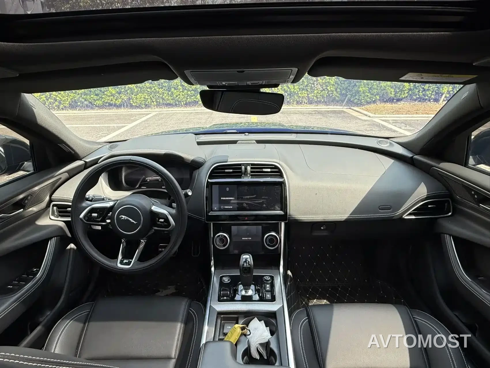 Jaguar XEL 2023 2.0T 250PS R-DYNAMIC S Progressive Sport — фото 4