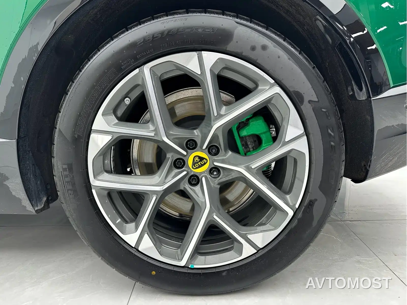 Lotus FOR ME 2026 Base Model 5-Seater — фото 8