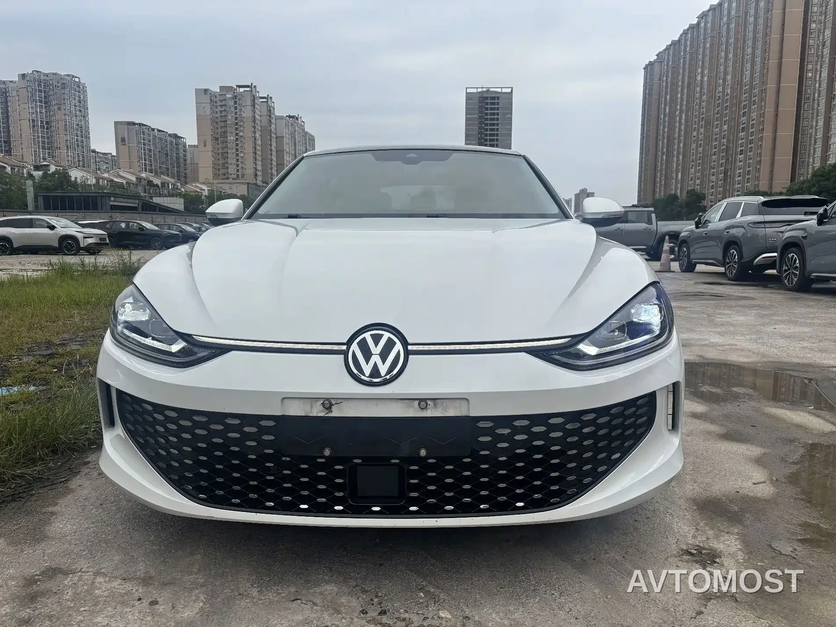 Volkswagen Lamando 2023 Lamando L 280TSI DSG Cool Edition — фото 2