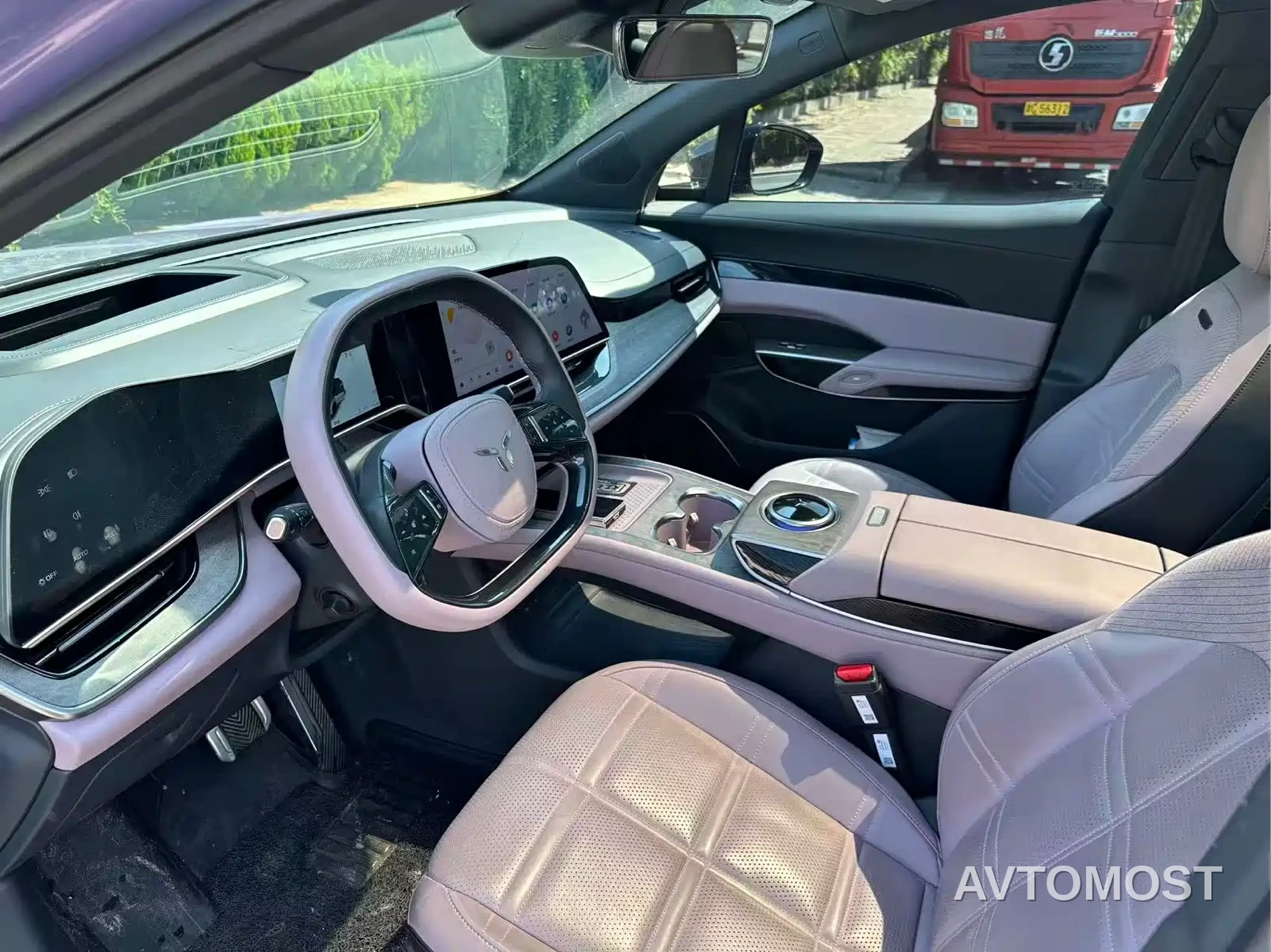 Hongqi Tian Gong 08 2025 680 Ultra AWD — фото 10