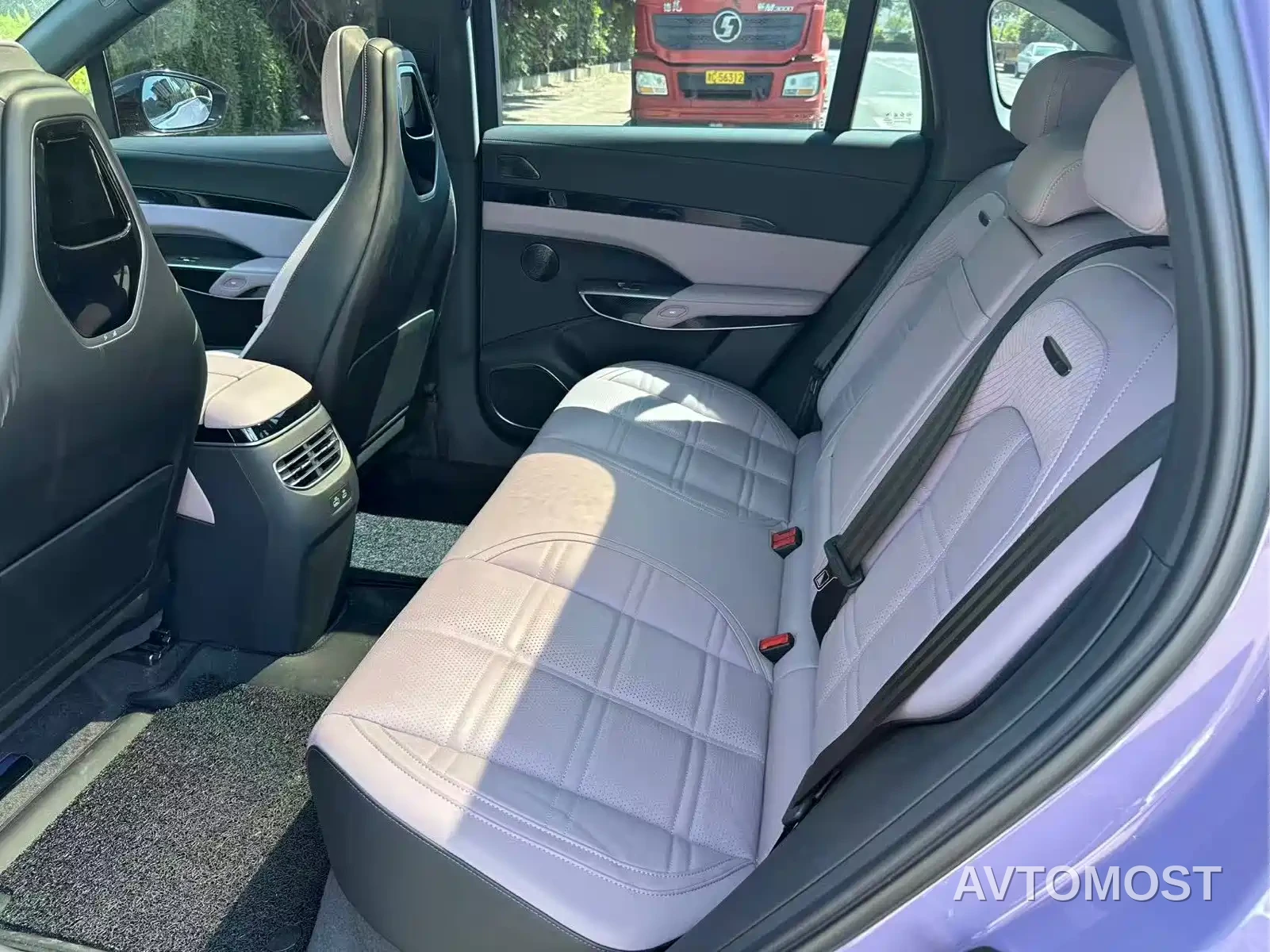 Hongqi Tian Gong 08 2025 680 Ultra AWD — фото 11