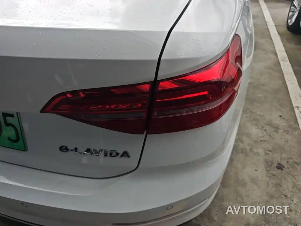 Volkswagen VW Lavida EV 2019 Premium Edition — фото 5