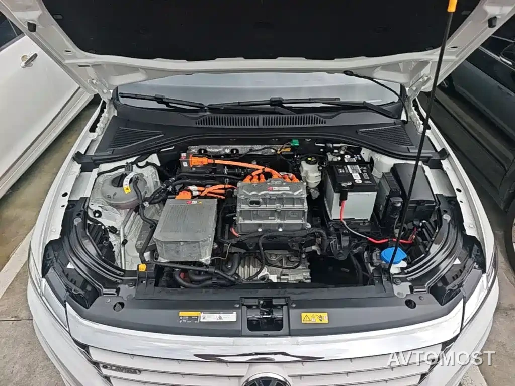 Volkswagen VW Lavida EV 2019 Premium Edition — фото 16