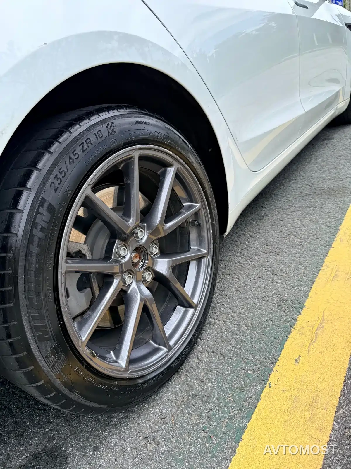 Tesla Model 3 2021 Standard Range Rear-Wheel Drive Upgrade — фото 10