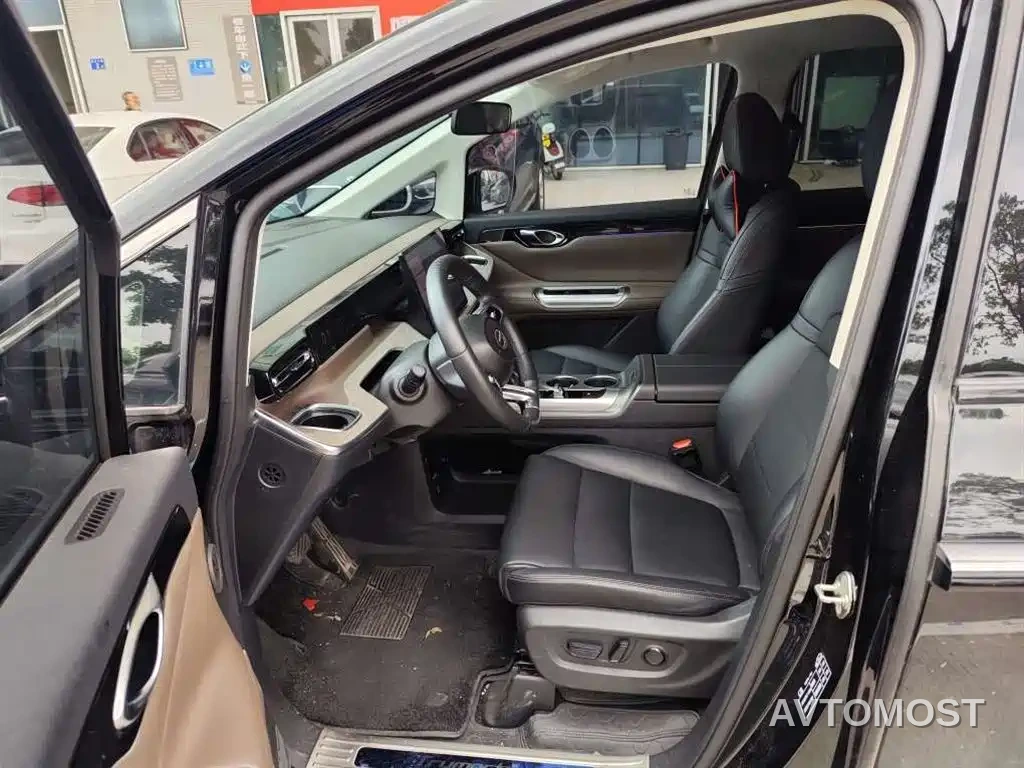 GAC Trumpchi E8 2024 Glory Series 2.0L Glory Edition — фото 4