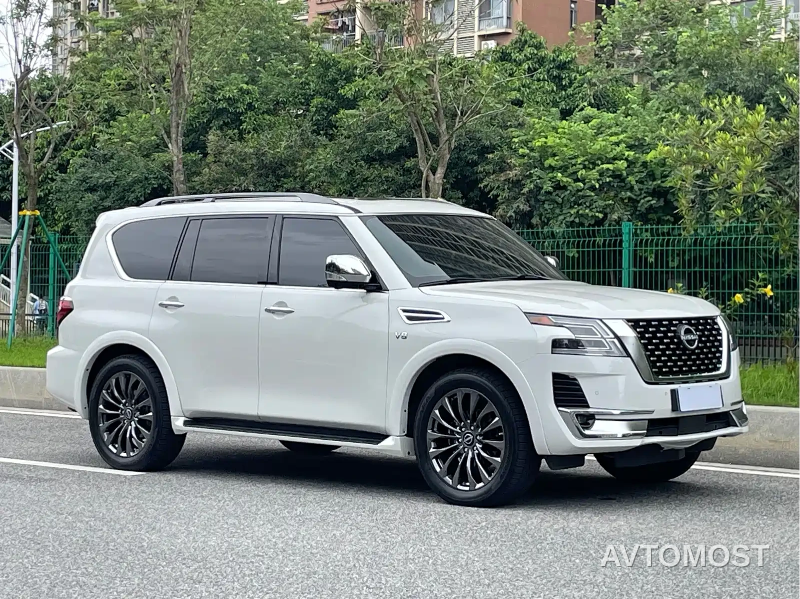 Nissan Patrol 2023 ARMADA 5.6L Armada Flagship Edition — фото 4