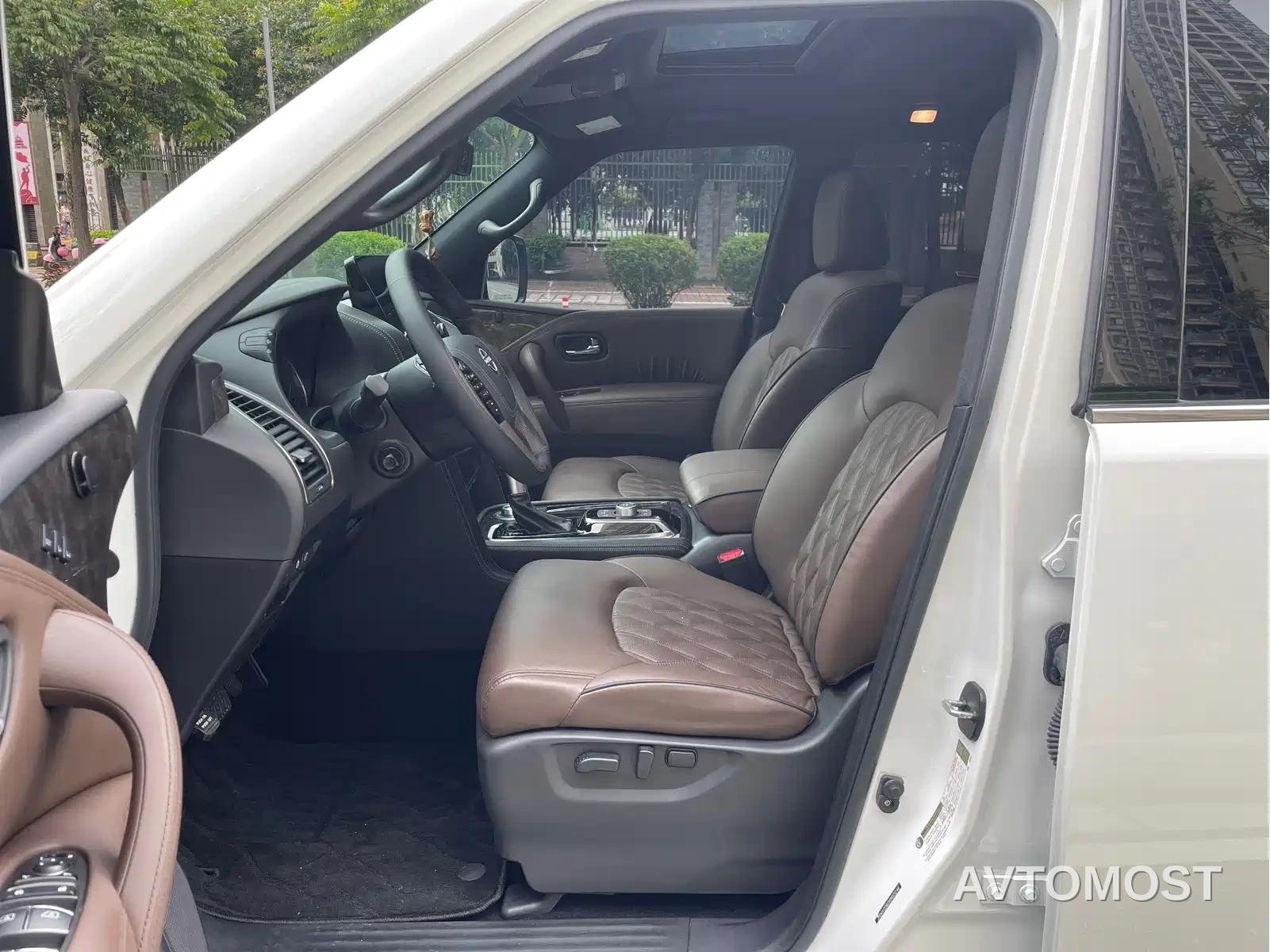 Nissan Patrol 2023 ARMADA 5.6L Armada Flagship Edition — фото 5