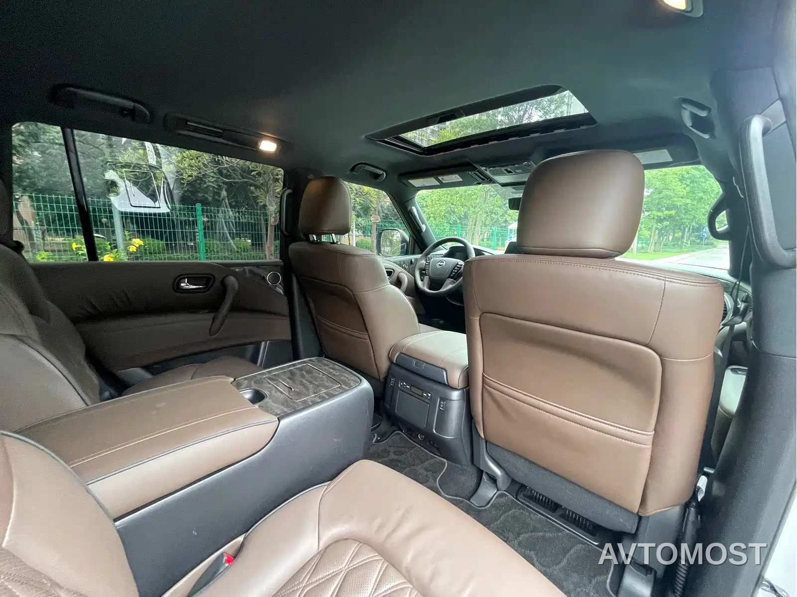 Nissan Patrol 2023 ARMADA 5.6L Armada Flagship Edition — фото 9