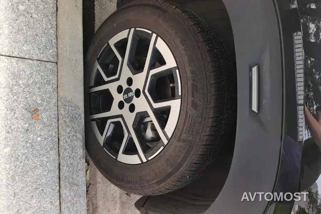 BAIC ORV Beijing Off-Road BJ30 2026 Traveller 1.5T Hybrid Advanced Edition — фото 6