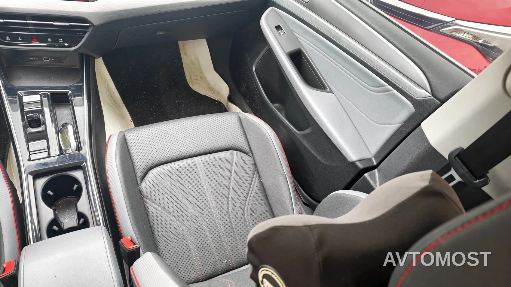 Volkswagen Lamando 2023 Lamando L 280TSI DSG Spicy Edition — фото 8