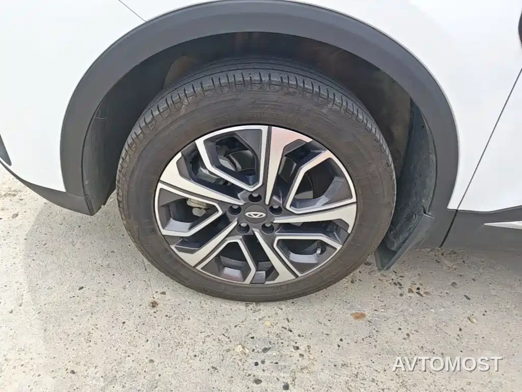 Chery Tiggo 7 PLUS 2023 1.6TGDI DCT Luxury — фото 23