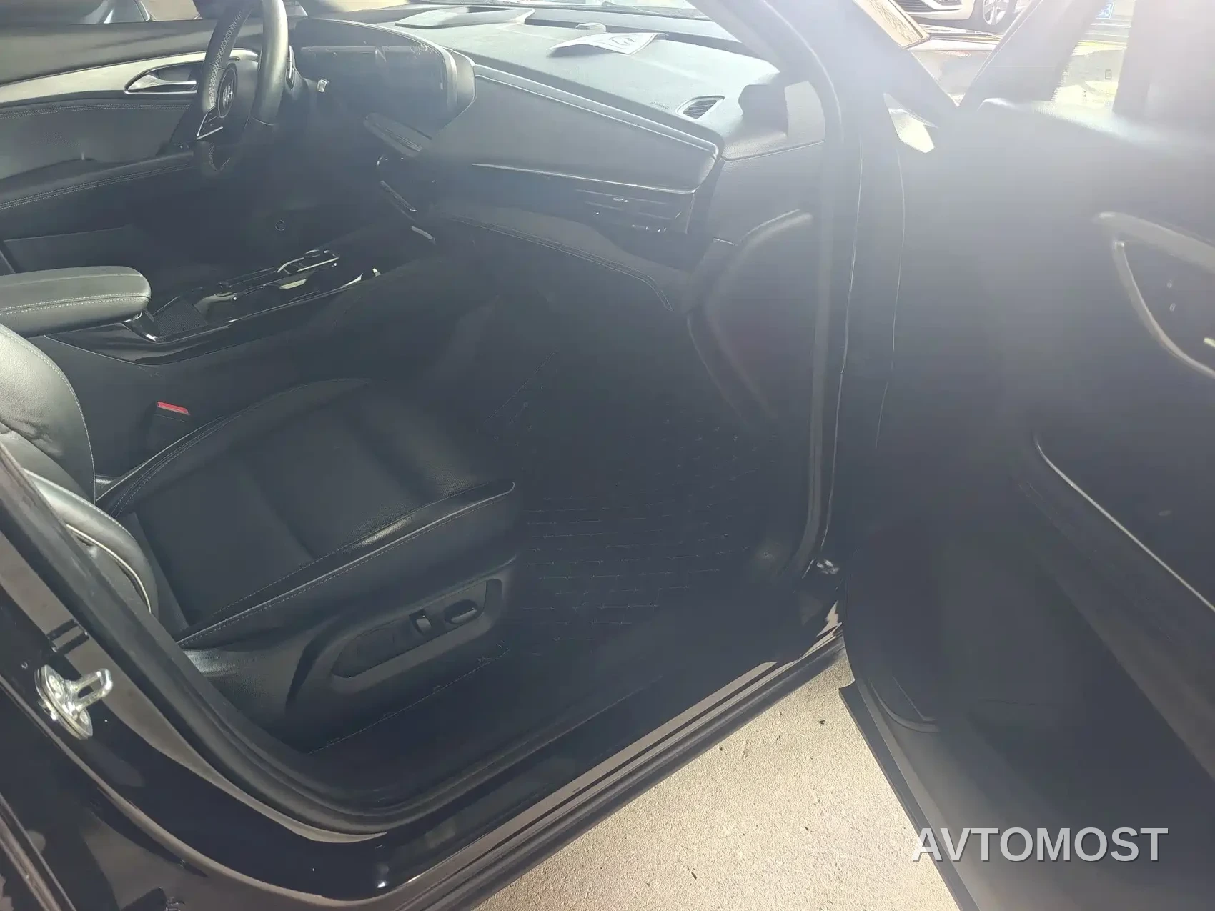 Buick Envision Plus 2024 Envision Plus 28T 2WD Premium Edition — фото 10