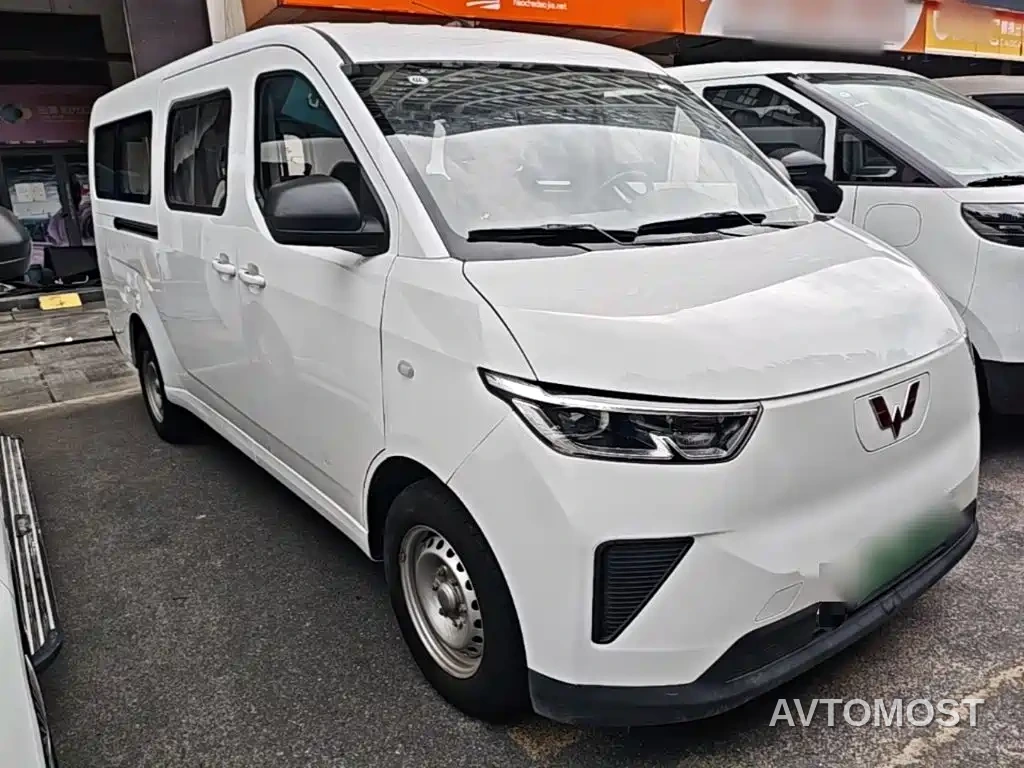 Wuling Yangguang 2024 300KM Comfort Bus Version 75kW — фото 4