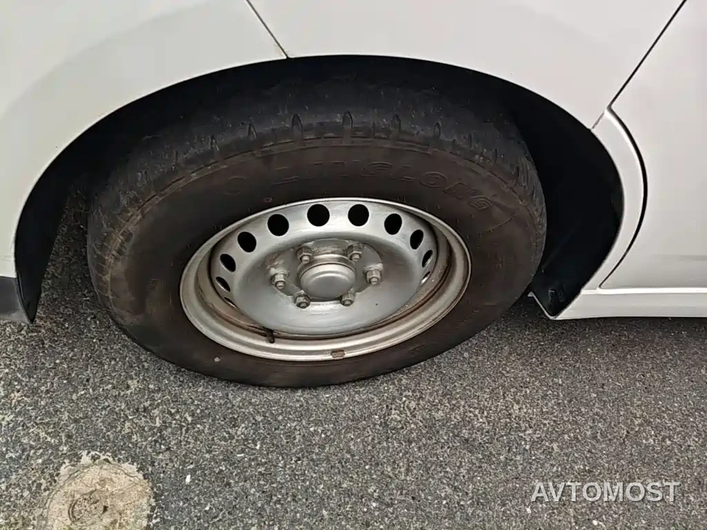 Wuling Yangguang 2024 300KM Comfort Bus Version 75kW — фото 17