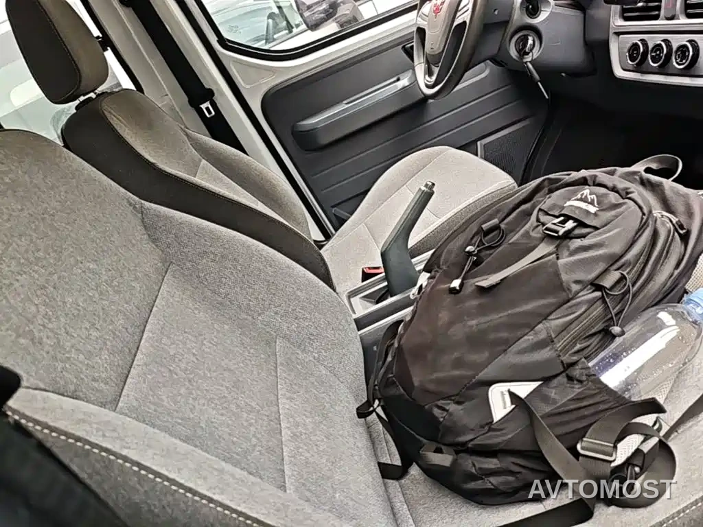 Wuling Yangguang 2024 300KM Comfort Bus Version 75kW — фото 19