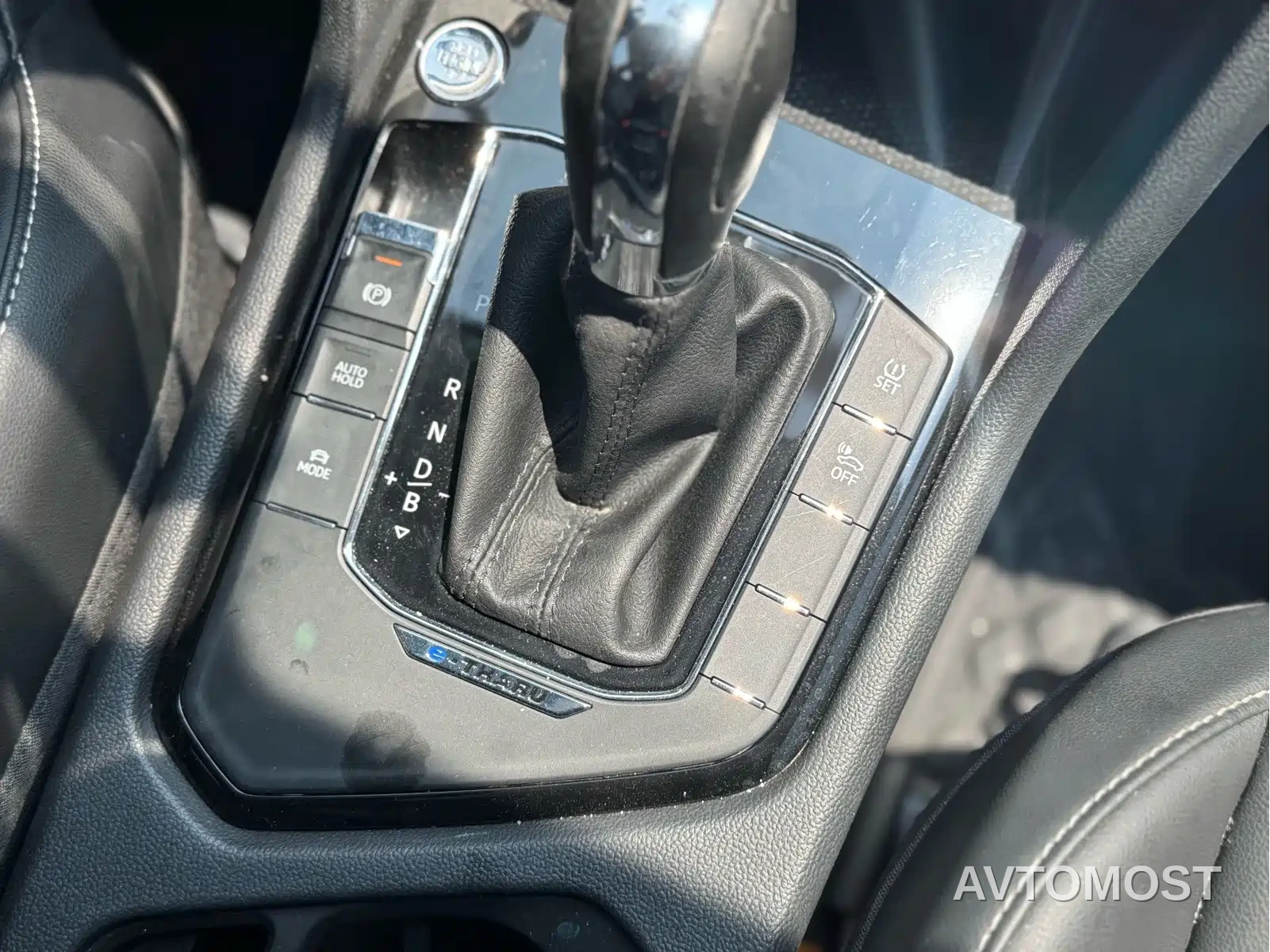 Volkswagen Tharu New Energy 2021 Panorama Premium Edition — фото 13