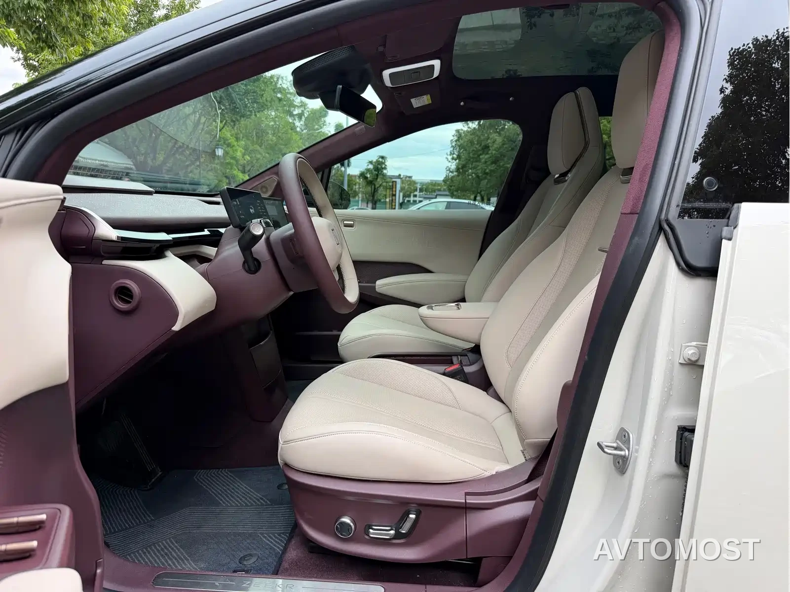 Zeekr X 2023 RWD ME Edition 5-seater — фото 4