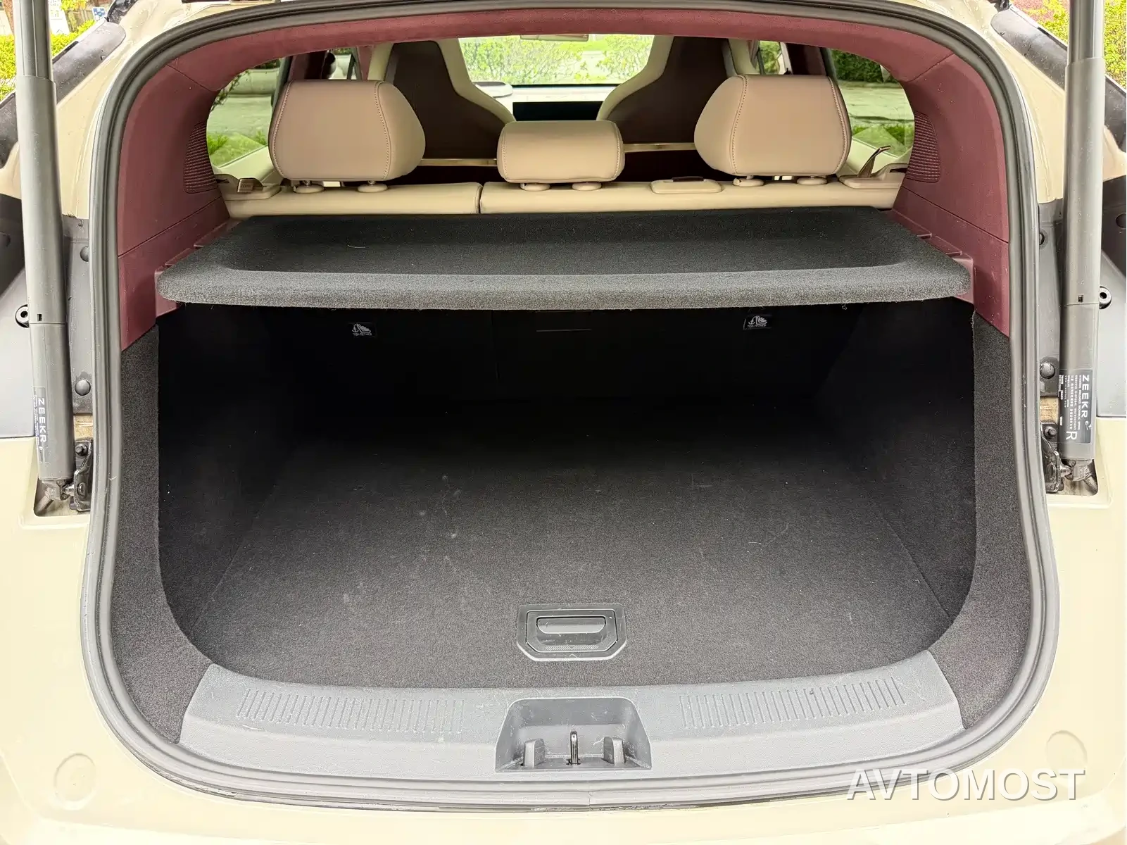 Zeekr X 2023 RWD ME Edition 5-seater — фото 13
