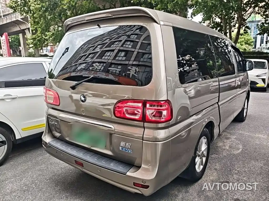 Dongfeng Fengxing Lingzhi New Energy 2022 Standard Luxury Model 7-Seater — фото 6