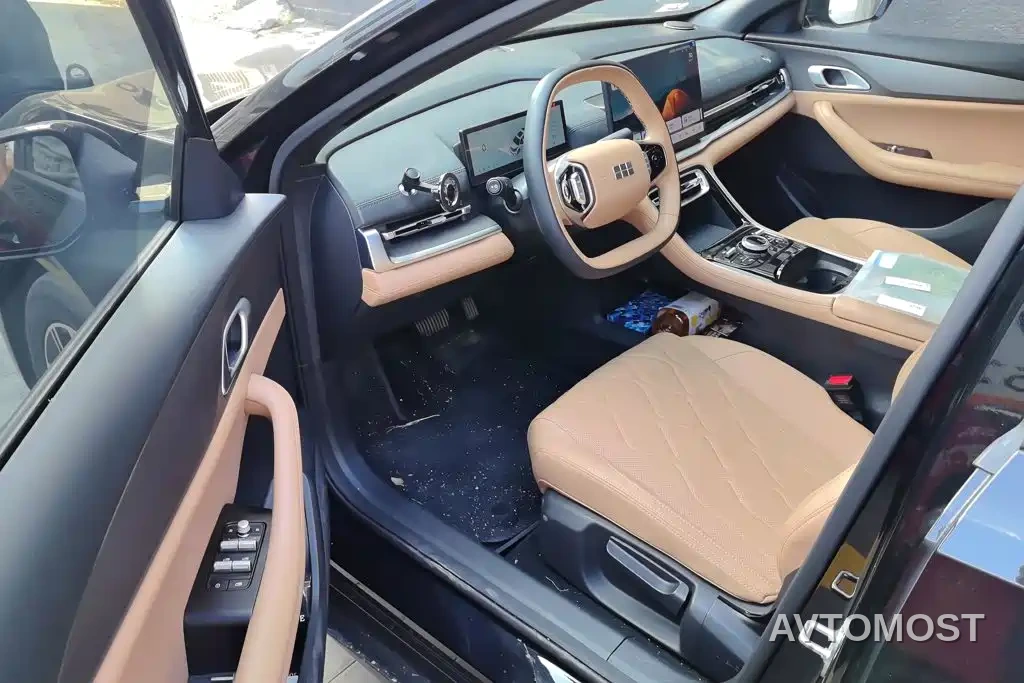 Geely Galaxy A7 2025 EM-i 70km Luxury Edition — фото 9