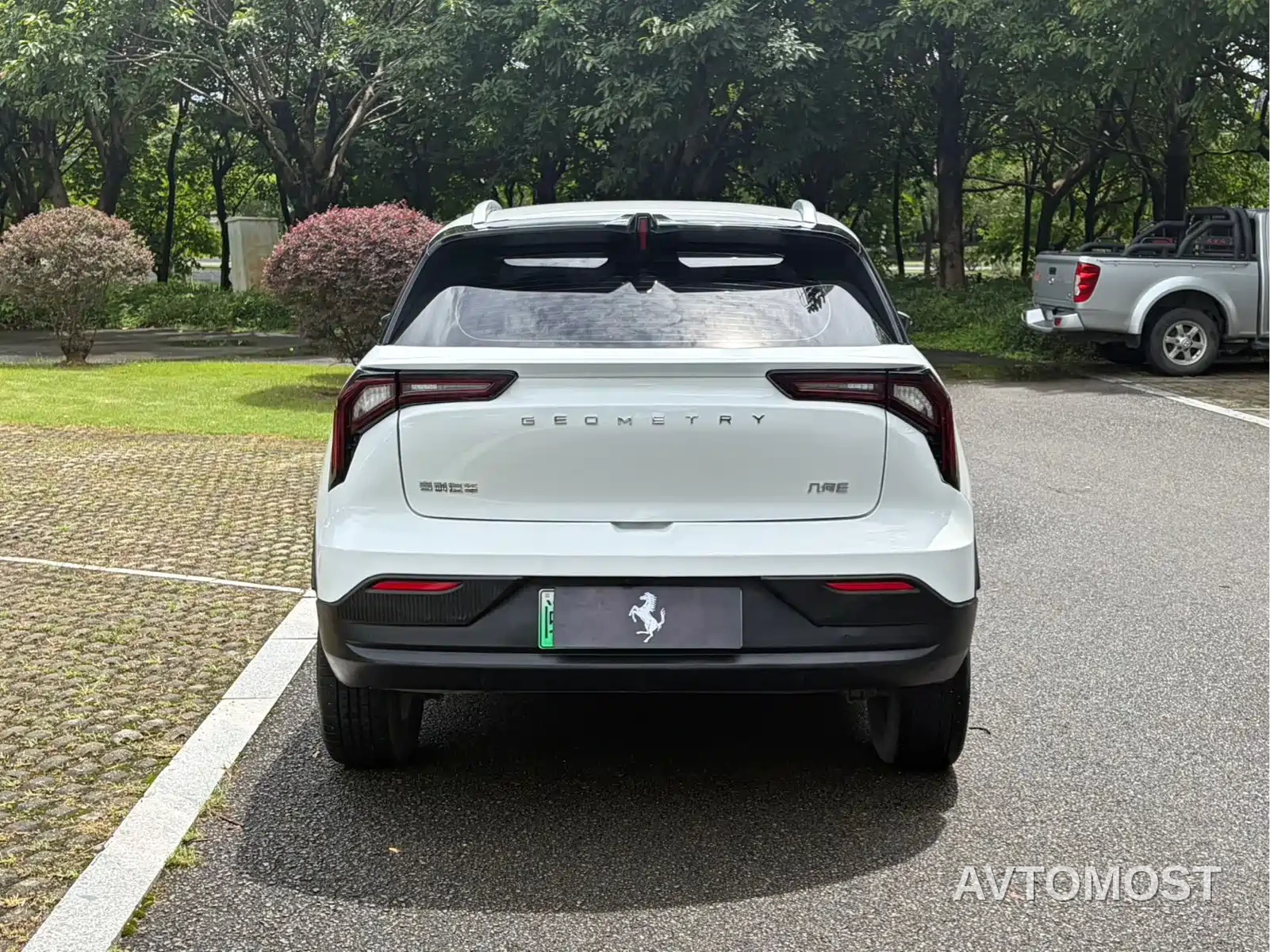 Geely Geometry E Firefly 2023 320KM Happy Tiger 5-seater — фото 6
