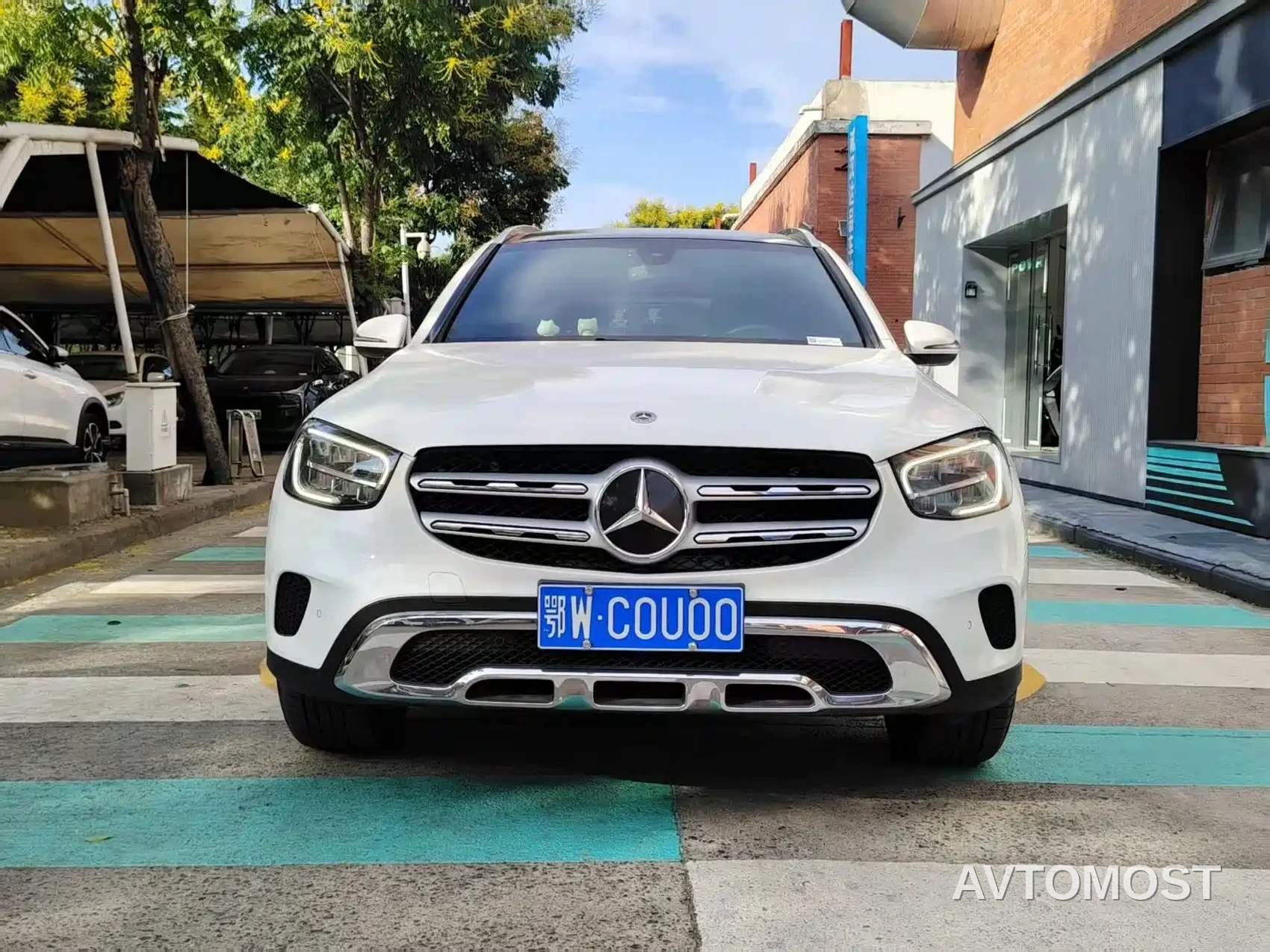 Mercedes-Benz GLC 2022 Facelift II GLC 260 L 4MATIC Sport Model — фото 2