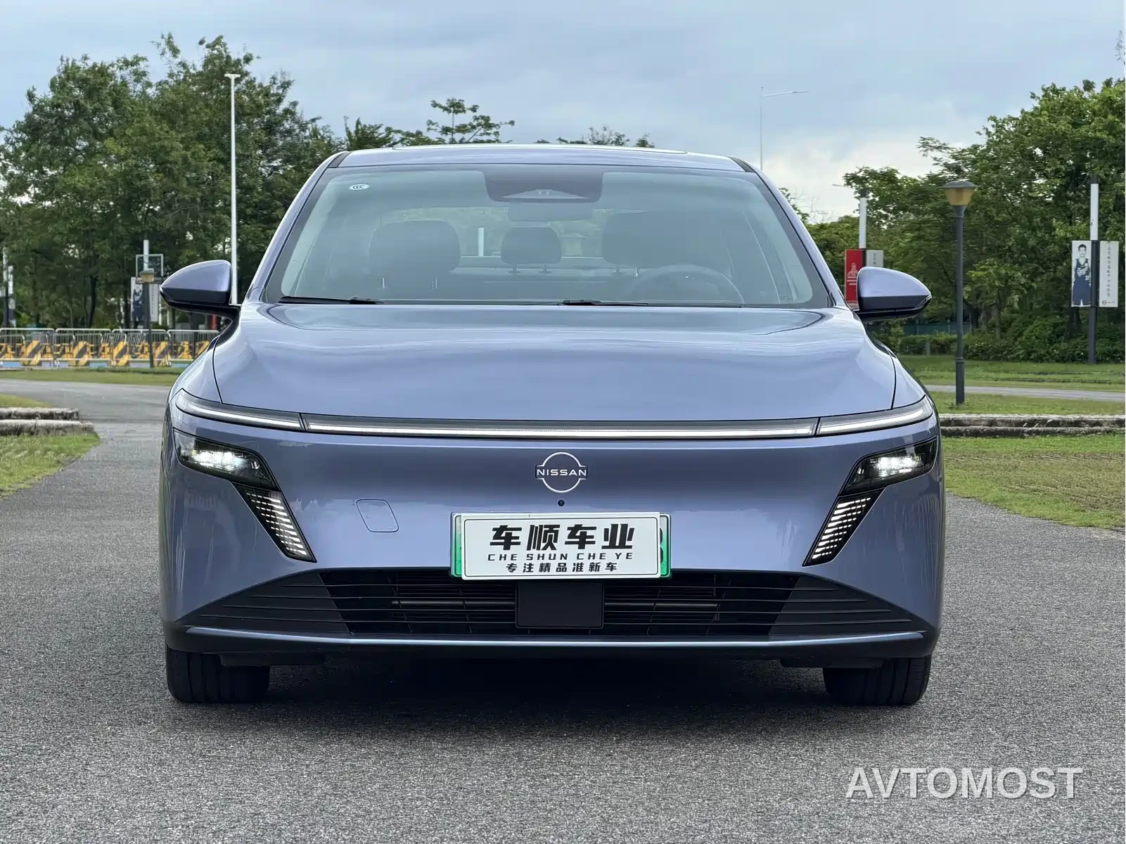 Nissan N6 2025 Mid Configuration — фото 2