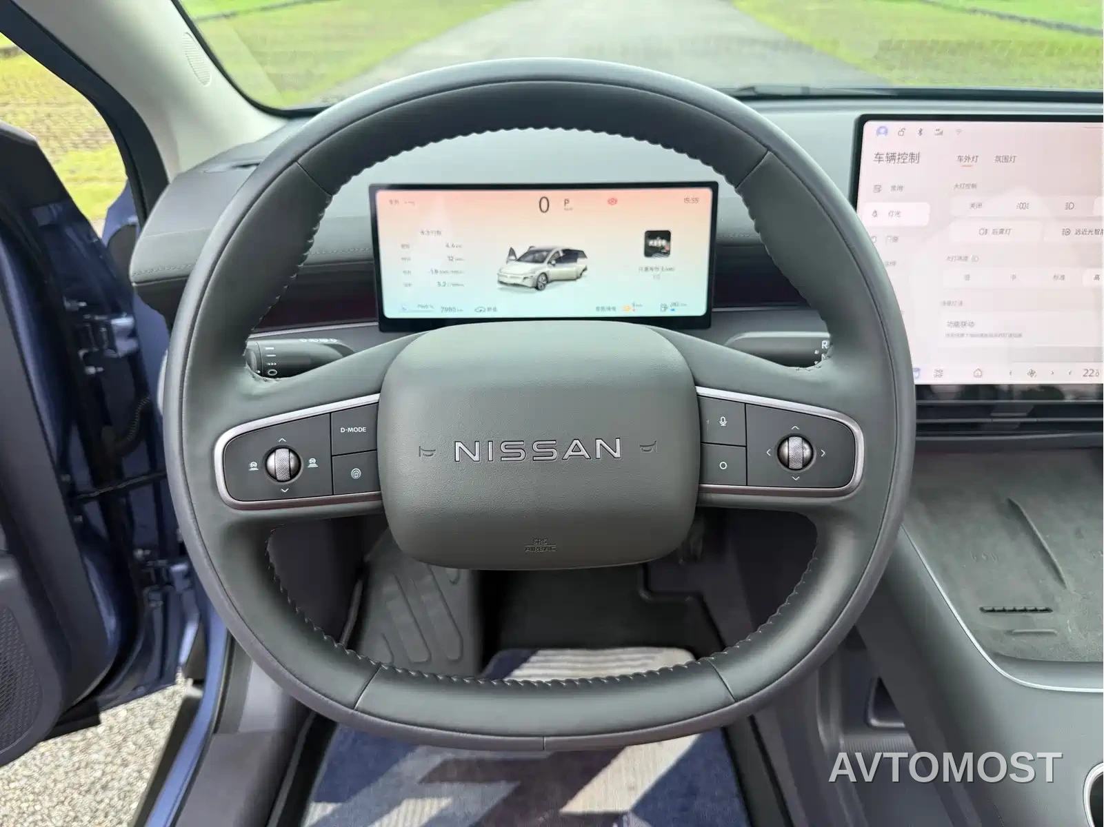 Nissan N6 2025 Mid Configuration — фото 18