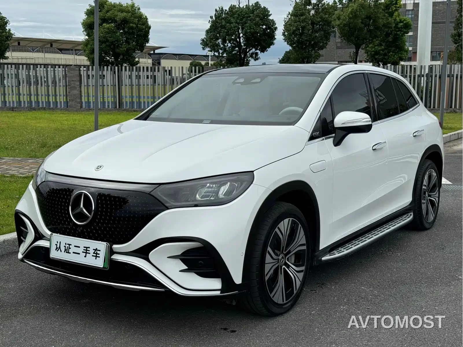 Mercedes-Benz EQE SUV 2023 350 4MATIC Luxury Edition — фото 1