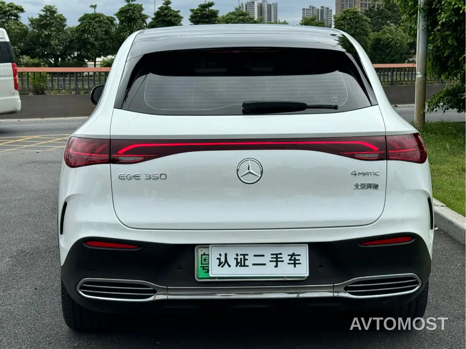 Mercedes-Benz EQE SUV 2023 350 4MATIC Luxury Edition — фото 5