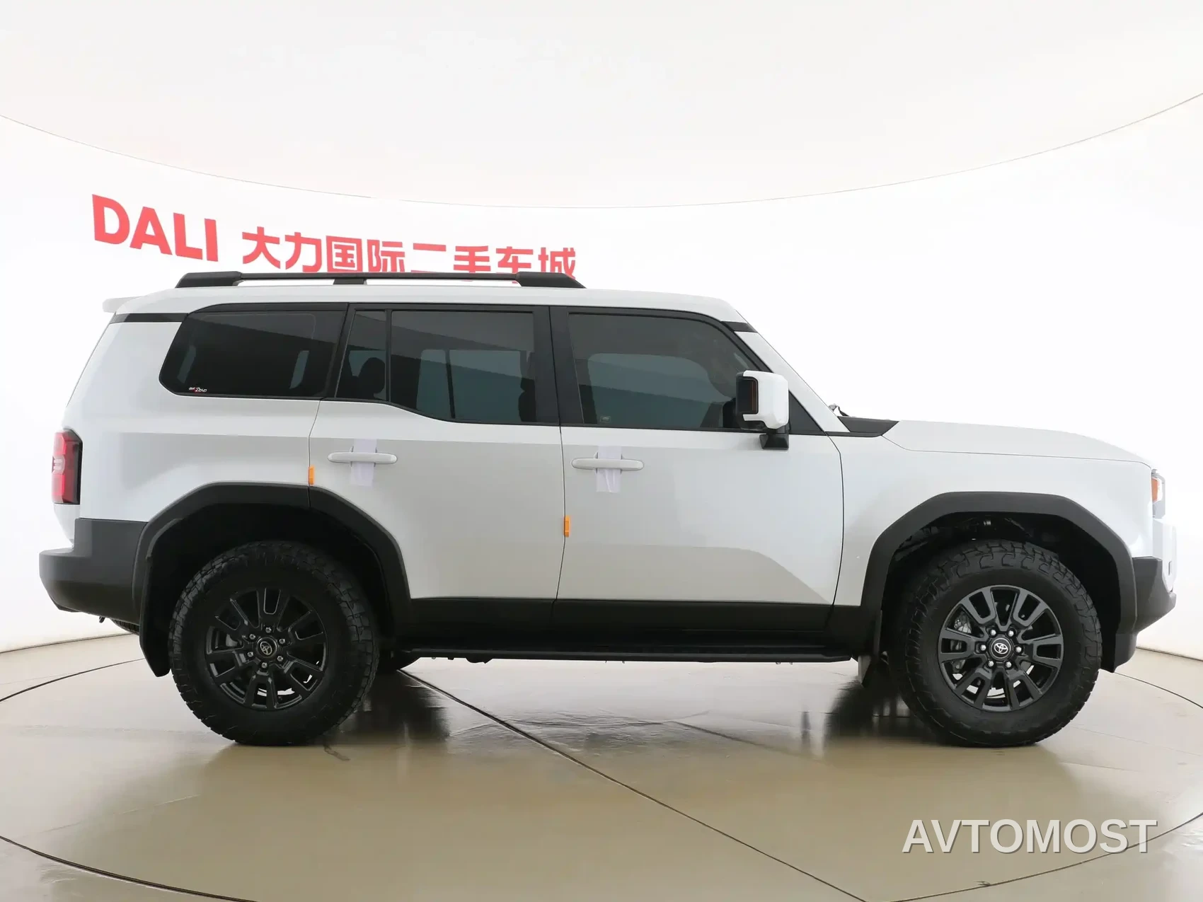 Toyota Prado 2024 2.4T All-Terrain TX Edition 5-Seater — фото 12