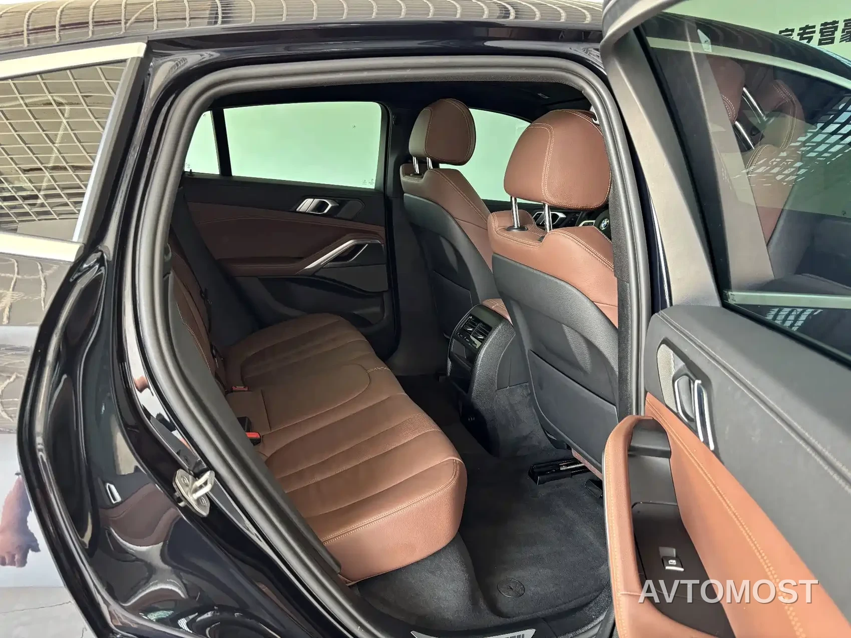 BMW X6 2022 xDrive40i M Sport Package — фото 14