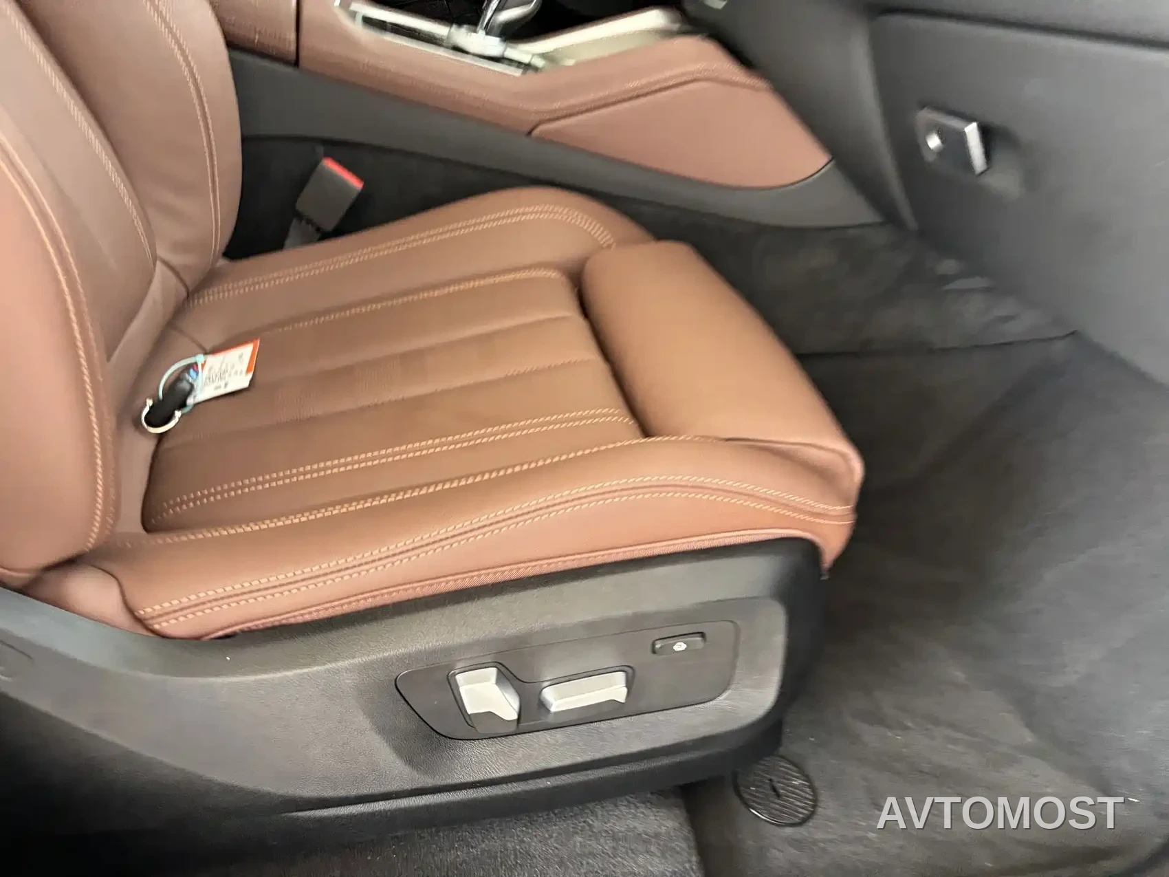 BMW X6 2022 xDrive40i M Sport Package — фото 16